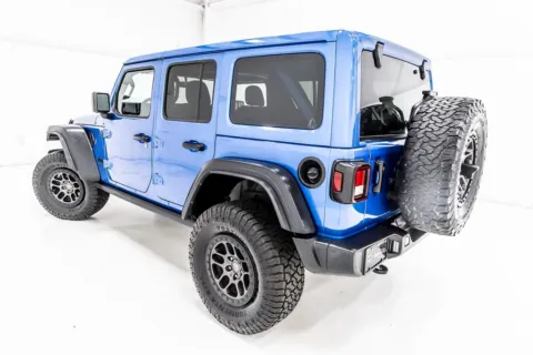 More photos of 2022 Jeep Wrangler Unlimited High Tide at Sign It Drive It, TX