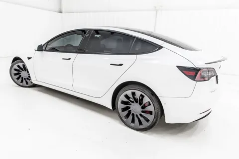 More photos of 2022 Tesla Model 3 Performance at Sign It Drive It, TX
