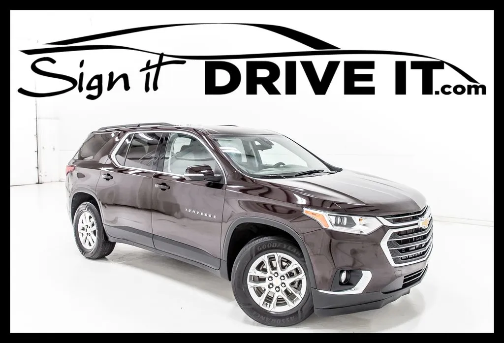 Black 2021 Chevrolet Traverse LT Leather for sale in Denton, TX