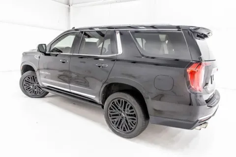 More photos of 2021 GMC Yukon Denali at Sign It Drive It, TX