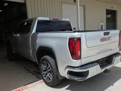More photos of 2019 GMC Sierra 1500 SLT at Sign It Drive It, TX
