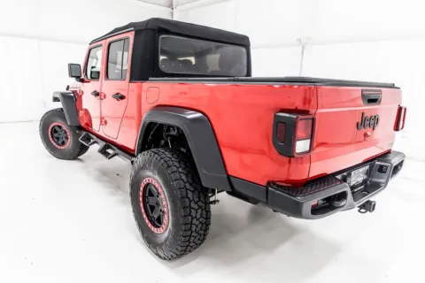 More photos of 2020 Jeep Gladiator Sport at Sign It Drive It, TX