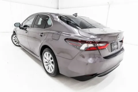 More photos of 2022 Toyota Camry LE at Sign It Drive It, TX