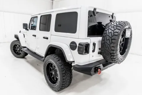 More photos of 2019 Jeep Wrangler Unlimited Sahara at Sign It Drive It, TX