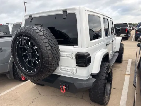 More photos of 2019 Jeep Wrangler Unlimited Sahara at Sign It Drive It, TX