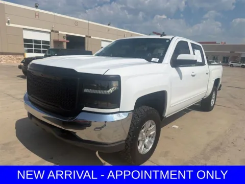 White 2018 Chevrolet Silverado 1500 LT for sale in Denton, TX