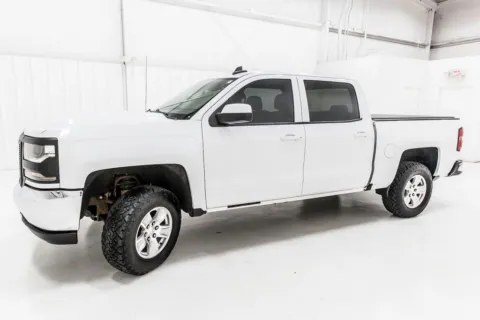 More photos of 2018 Chevrolet Silverado 1500 LT at Sign It Drive It, TX