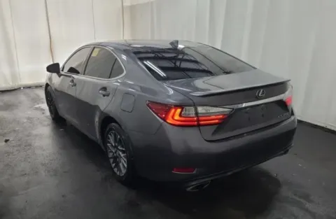 Another view of 2018 Lexus ES 350 for sale in Denton, TX at Sign It Drive It