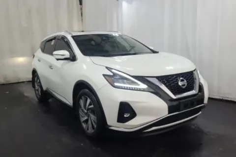 More photos of 2019 Nissan Murano SL at Sign It Drive It, TX