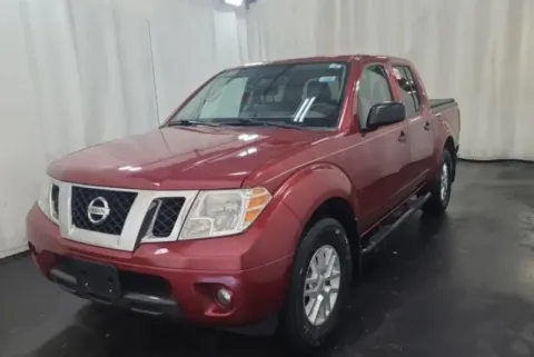 Red 2019 Nissan Frontier SV for sale in Denton, TX