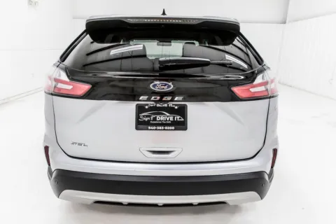 More photos of 2021 Ford Edge SEL at Sign It Drive It, TX