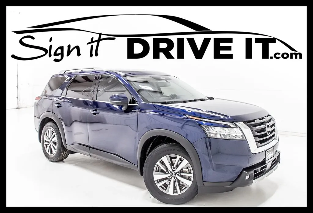 Blue 2022 Nissan Pathfinder SL for sale in Denton, TX