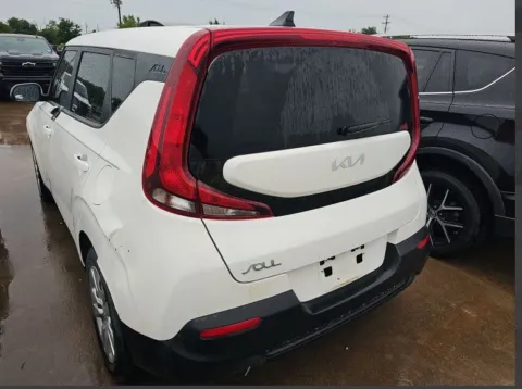 More photos of 2022 Kia Soul LX at Sign It Drive It, TX