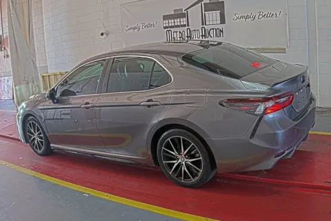 More photos of 2021 Toyota Camry SE at Sign It Drive It, TX