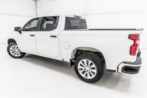 More photos of 2021 Chevrolet Silverado 1500 Custom at Sign It Drive It, TX
