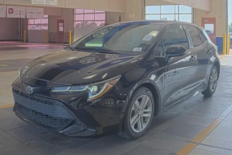 Black 2020 Toyota Corolla Hatchback SE for sale in Denton, TX