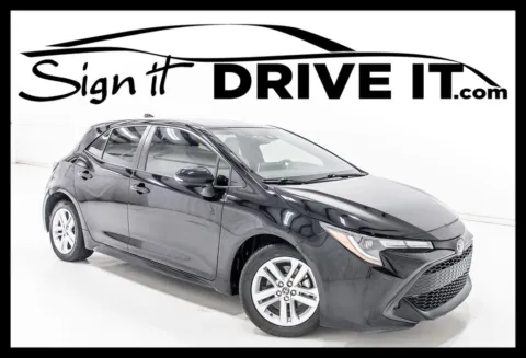 Black 2020 Toyota Corolla Hatchback SE for sale in Denton, TX
