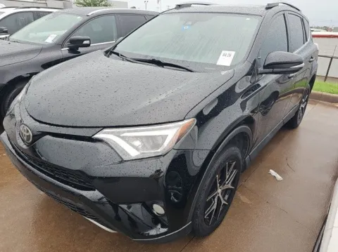 Black 2018 Toyota RAV4 SE for sale in Denton, TX