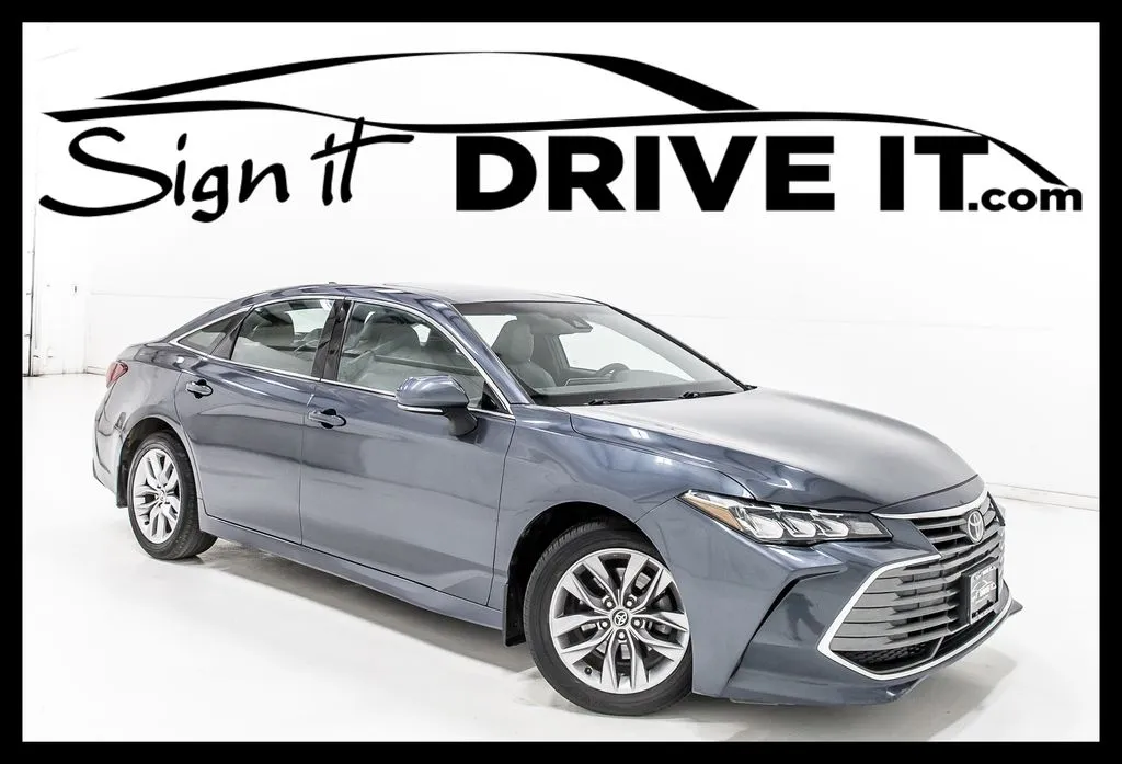 2021 Toyota Avalon XLE's photo