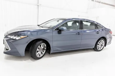 Another view of 2021 Toyota Avalon XLE for sale in Denton, TX at Sign It Drive It