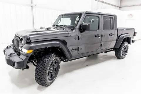 Photos of 2022 Jeep Gladiator Sport for sale in Denton, TX at Sign It Drive It