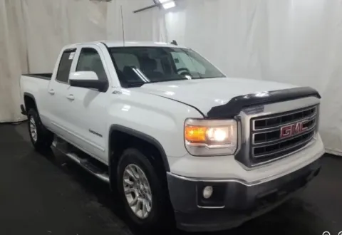 More photos of 2014 GMC Sierra 1500 SLE at Sign It Drive It, TX