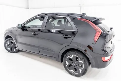 More photos of 2023 Kia Niro EV Wind at Sign It Drive It, TX