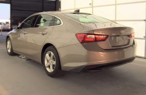 More photos of 2022 Chevrolet Malibu LS at Sign It Drive It, TX