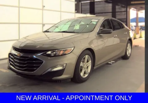 Gray 2022 Chevrolet Malibu LS for sale in Denton, TX