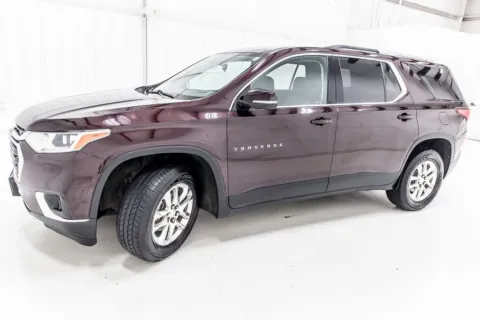 More photos of 2018 Chevrolet Traverse LT at Sign It Drive It, TX