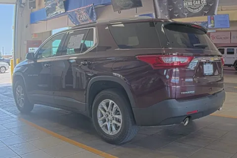 More photos of 2018 Chevrolet Traverse LT at Sign It Drive It, TX