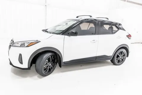 More photos of 2021 Nissan Kicks SV at Sign It Drive It, TX