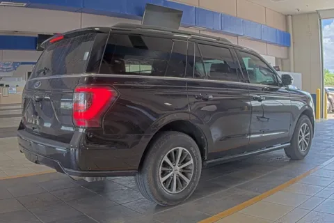 More photos of 2019 Ford Expedition Limited at Sign It Drive It, TX