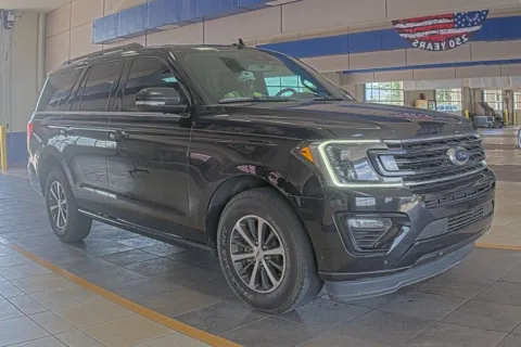 More photos of 2019 Ford Expedition Limited at Sign It Drive It, TX