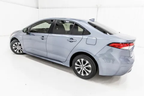 More photos of 2020 Toyota Corolla Hybrid LE at Sign It Drive It, TX