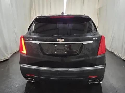 More photos of 2019 Cadillac XT5 at Sign It Drive It, TX