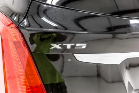 More photos of 2019 Cadillac XT5 at Sign It Drive It, TX