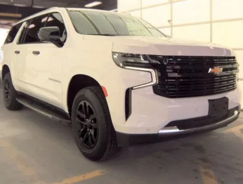 More photos of 2022 Chevrolet Suburban LT at Sign It Drive It, TX