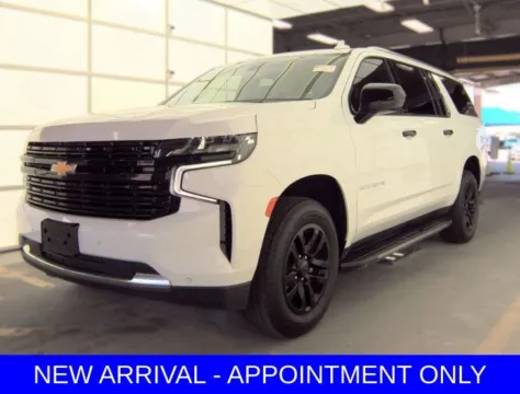 White 2022 Chevrolet Suburban LT for sale in Denton, TX