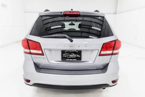More photos of 2019 Dodge Journey SE at Sign It Drive It, TX