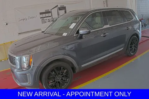Gray 2022 Kia Telluride SX for sale in Denton, TX