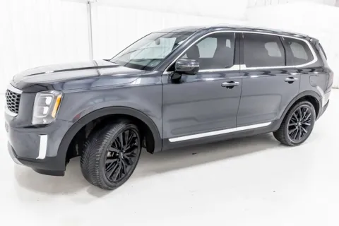 Another view of 2022 Kia Telluride SX for sale in Denton, TX at Sign It Drive It