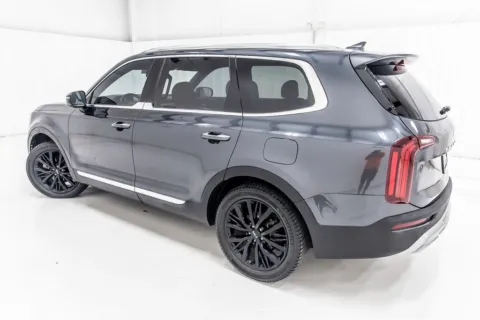 More photos of 2022 Kia Telluride SX at Sign It Drive It, TX
