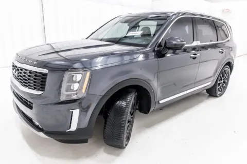 Photos of 2022 Kia Telluride SX for sale in Denton, TX at Sign It Drive It