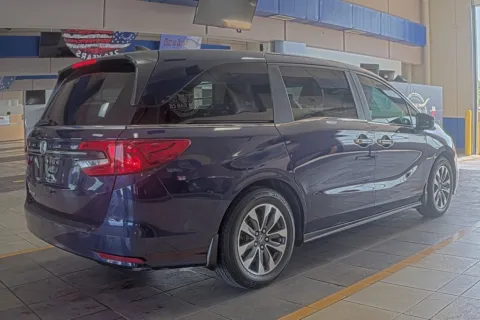 More photos of 2022 Honda Odyssey EX-L at Sign It Drive It, TX