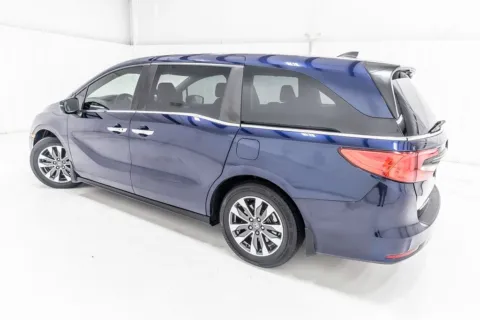 More photos of 2022 Honda Odyssey EX-L at Sign It Drive It, TX