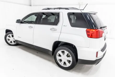 More photos of 2016 GMC Terrain SLT at Sign It Drive It, TX