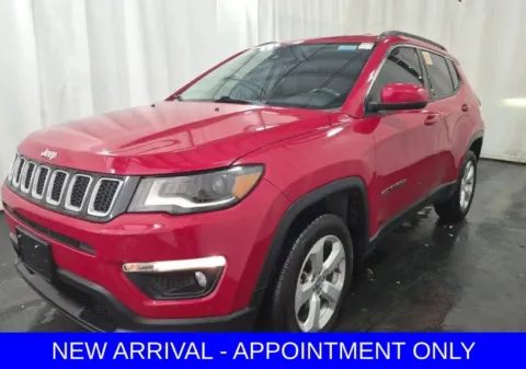 Red 2018 Jeep Compass Latitude for sale in Denton, TX