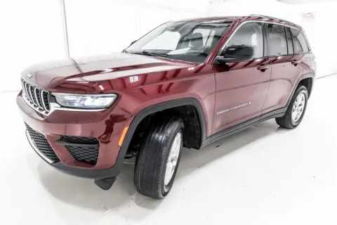 Photos of 2023 Jeep Grand Cherokee Laredo for sale in Denton, TX at Sign It Drive It