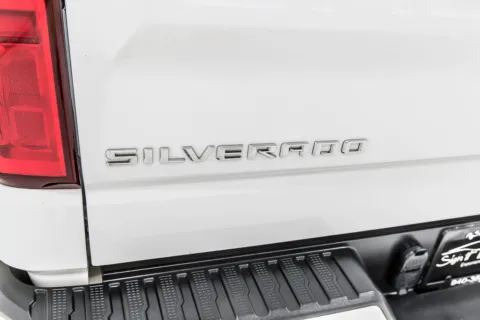 More photos of 2021 Chevrolet Silverado 1500 Custom at Sign It Drive It, TX